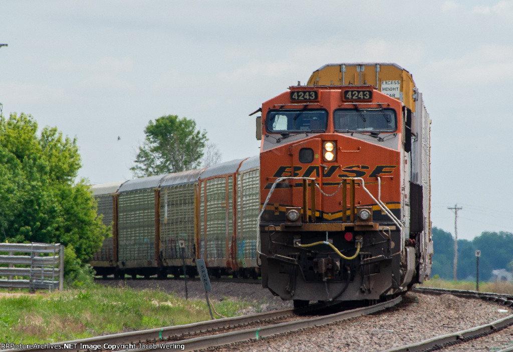 BNSF 4243
